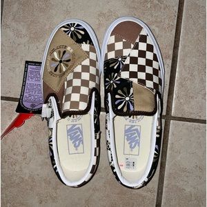 Vans slip on shoes